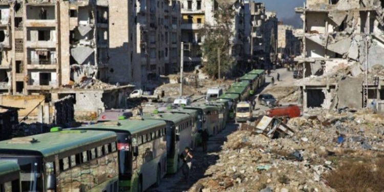 داعش يخلي مواقعه في اليرموك بموجب اتفاق مع النظام