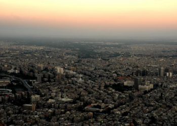 عصفتْ بِشامِنا