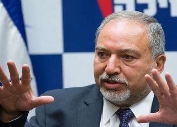 ليبرمان: لا توجد قوات إيرانية أو لـ”حزب الله” في جنوب سوريا