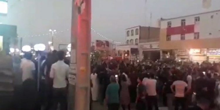 انتفاضة في المحمرة وأربعة شهداء برصاص الأمن الإيراني