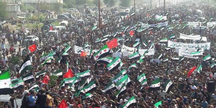 ادلب تثور من جديد والاعداد غير مسبوقة