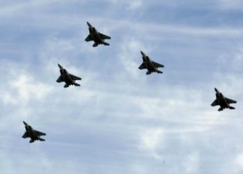 اسرائيل: ماضون باستهداف أي تحرك إيراني داخل سورية