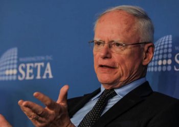 جيفري يعرب عن قناعته بإمكانية إزاحة الأسد عبر عملية دستورية