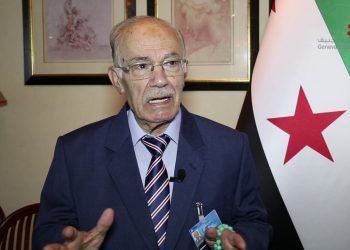 حسن عبد العظيم: يوجد كتل في الائتلاف متناقضة وبينها خلافات