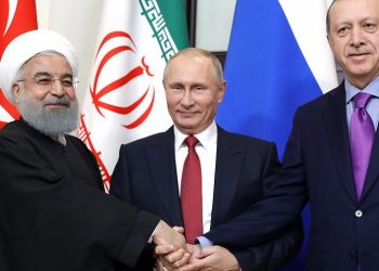 الرؤساء الثلاثة يسعون لحل وسط يقضي بتنفيذ عملية عسكرية محدودة