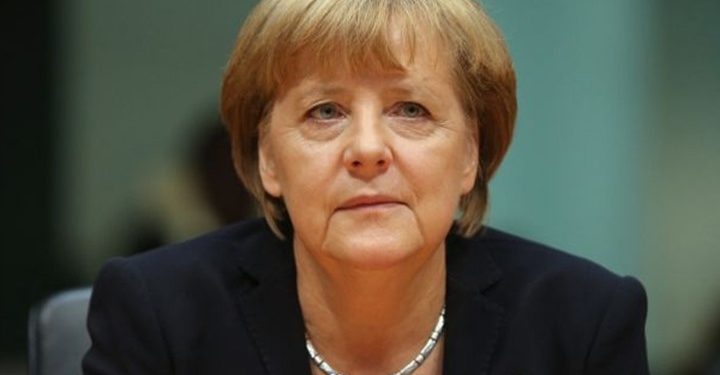 ميركل تتعهد بدعم الاقتصاد التركي