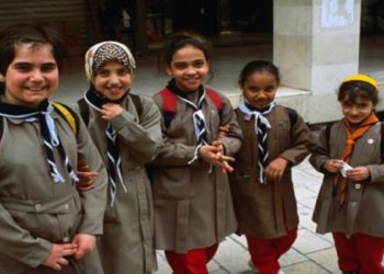 الأسد يقرّ مشاريع هيكلة “البعث”: الانكفاء قومياً والتغوّل داخلياً