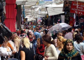 السوريون في تركيا أنشأوا 6579 منشأة مرخصة