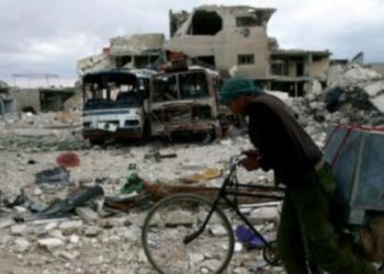 النظام يبدأ إزالة عشوائيات حلب الشرقية.. التي دمّرها