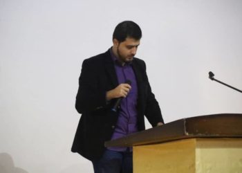 الشعر في ادلب: ثورة الياسمين لن تستكين