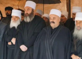 الهجري يدعو الشباب الدروز للالتحاق بالخدمة الإلزامية وتلبية نداء الوطن