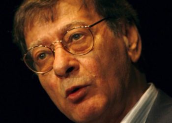 شعراء يحترفون الأمل