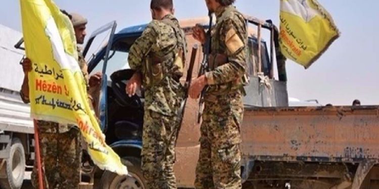 غضب عشائري في الرقة ضد “قوات سوريا الديمقراطية” بعد اغتيال الشيخ الهويدي