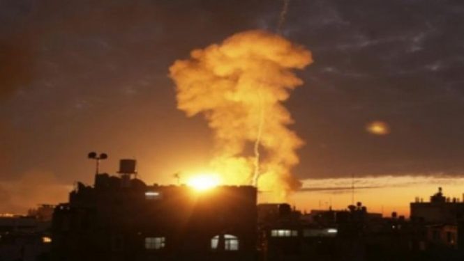 تعرض مواقع عسكرية تابعة للنظام السوري وإيران لقصف اسرائيلي