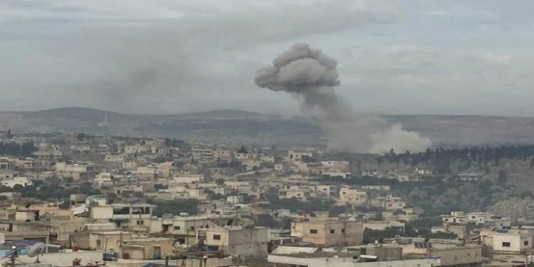 25 قتيلاً من النظام في هجوم مفاجئ للمعارضة بين إدلب وحماة