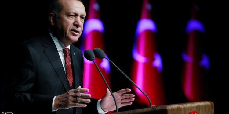 إردوغان يهدد بدخول منبج إذا لم تخرج أميركا المقاتلين الأكراد