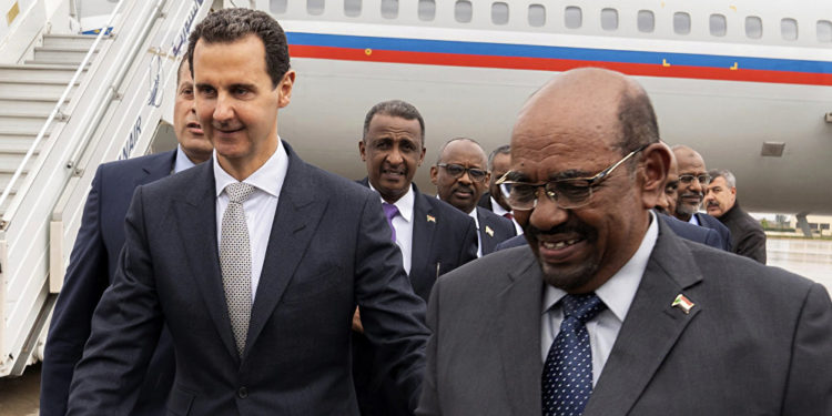 الكرملين يرفض التعليق على وصول البشير الى دمشق في طائرة روسية