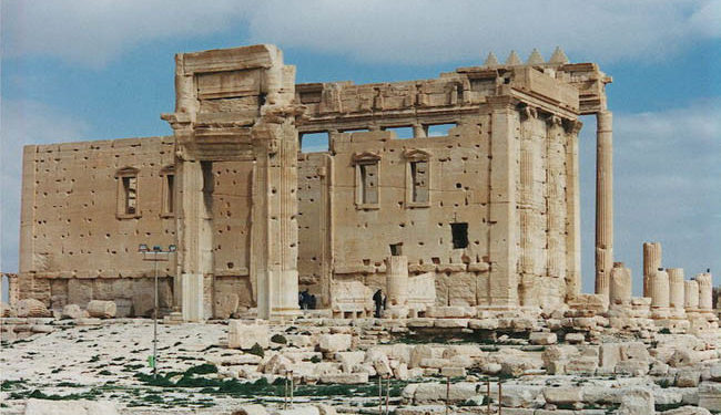 تحتَ رُواقِ الفجر