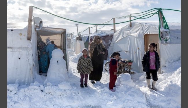 اللاجئون السوريون وصقيع الوعود