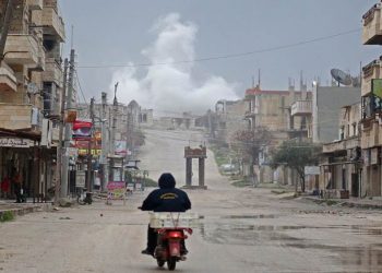 إدلب: دوريات تركية لمنع القصف.. وعرض روسي للمعارضة؟