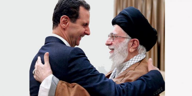الأسد يلتقي خامنئي في طهران لـ«شكره على الدعم»