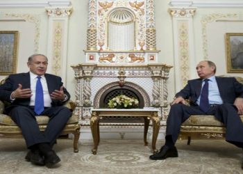 نتنياهو يبلغ بوتين استمرار ضرب إيران في سوريا