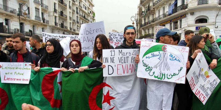 الطريق إلى جمهورية ثانية في الجزائر