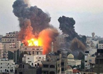 قوات النظام السوري تقصف إدلب بالفوسفور الأبيض المحرم دوليًا