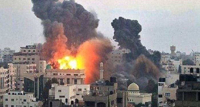 قوات النظام السوري تقصف إدلب بالفوسفور الأبيض المحرم دوليًا