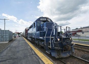 مرَّ القطار