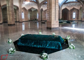 القرداحة: من يجرؤ على تفجير ضريح حافظ الأسد؟