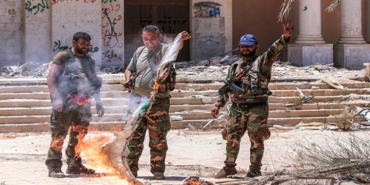 هل يتفادى النظام تكرار قصة عاطف نجيب في درعا؟