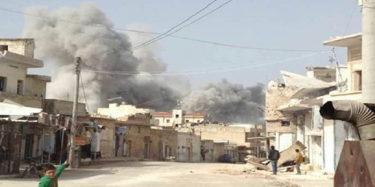 النظام السوري يجدد قصف إدلب وحماة… وارتفاع أعداد الضحايا