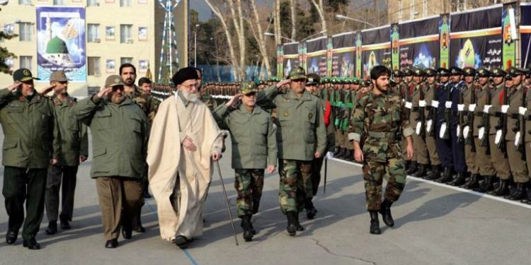 إيران تختنق وسوريا تحتضر: ساعة الصفر للانفجار