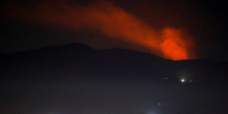 تلفزيون النظام السوري: طائرات إسرائيلية استهدفت موقعا عسكريا قرب حماة