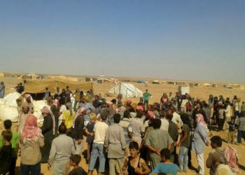 خروج المئات من مخيم الركبان بعد إجراء «تسوية»