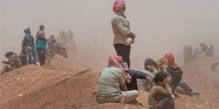 هل بدأ تفكيك مخيم الركبان؟