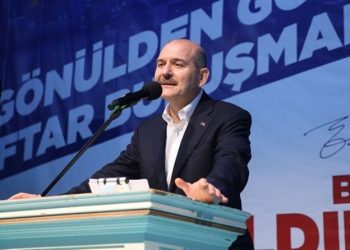 أنقرة: 329 ألف سوري عادوا إلى «درع الفرات» و«غصن الزيتون»