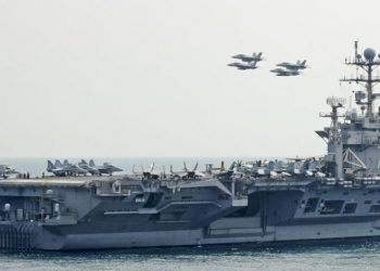 شرق سوريا «بريد رسائل» الأسطول الأميركي إلى «إيران ووكلائها»؟