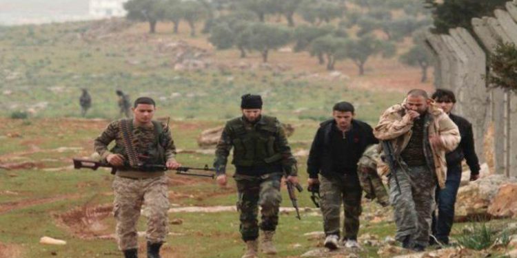 في أول خطوة من نوعها بعد التفاهمات التركية-الروسية:                                            أنقرة تدفع بمجموعات من الجيش الوطني إلى ريف حماة