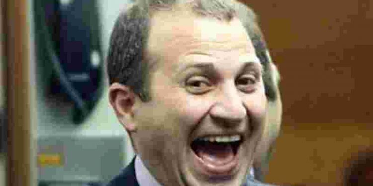 العنصرية تجاه السوريين لماذا استمرت في لبنان وتوقفت في مصر؟