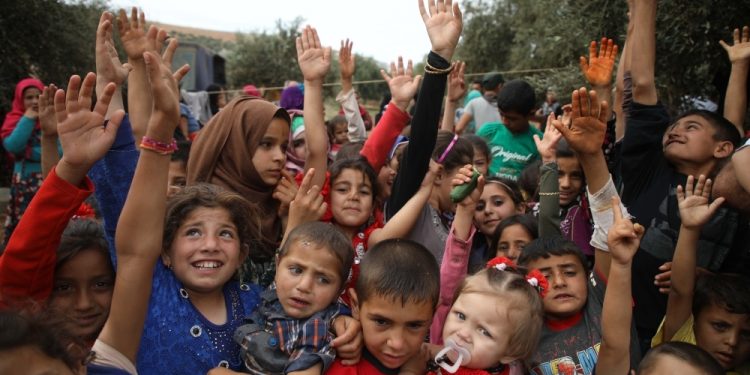 النظام السوري يصعد القصف على إدلب وموسكو تتحدث عن تنسيق مع انقرة للجم العنف