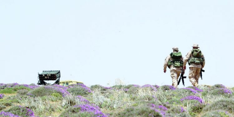 إيران تنأى عن معركة إدلب وتتوغل في سوريا