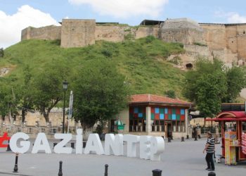 كيف استوعبت مدينة تركية صغيرة بنجاح نصف مليون مهاجر؟