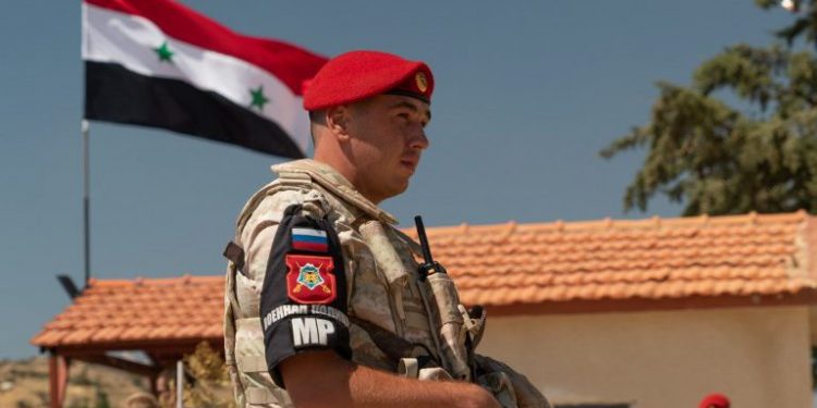 قوات روسية خاصة تشن هجوماً على مواقع للمعارضة في اللاذقية