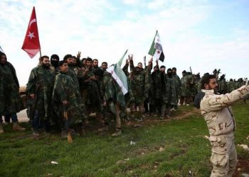 أنقرة تحشد على أطراف منبج للضغط على واشنطن