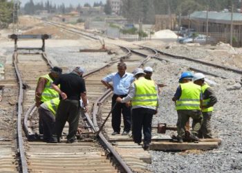 سكة الحديد بين إيران وسورية: مسعى لتكريس نفوذ طهران