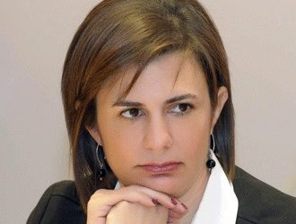 صهر الرئيس” جبران باسيل يهدّد وزيرة الداخلية ريّا الحسن في القصر الجمهوري