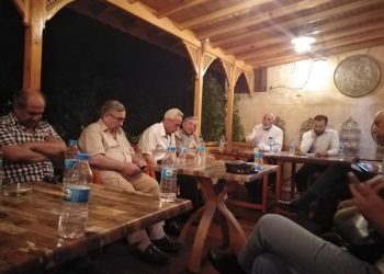 محمد خليفة في عينتاب                        ولقاء حواري مع تجمع المهنيين السوريين