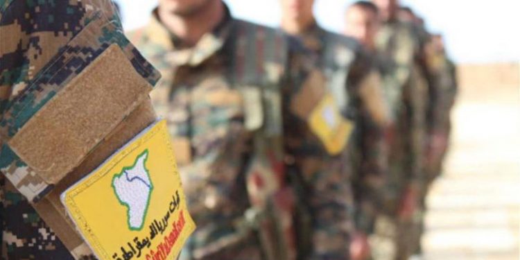 الأكراد يعلنون سحب مقاتلين من قرب الحدود التركية – السورية                              تنفيذاً لاتفاق «المنطقة الآمنة»